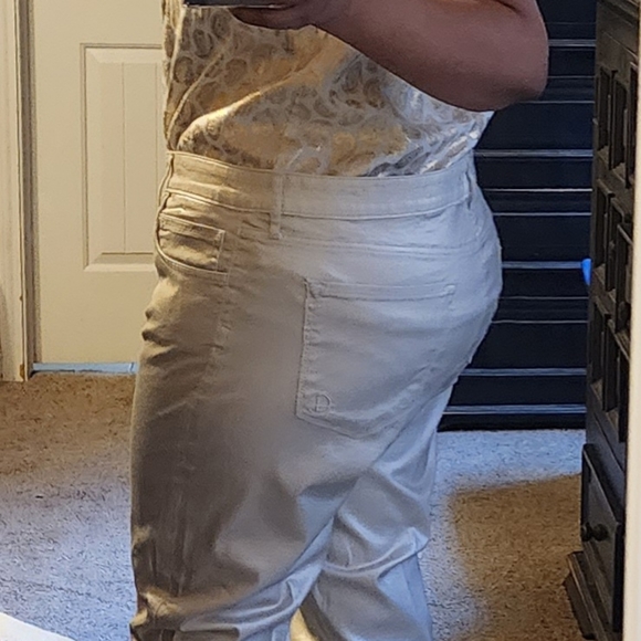 Cream shimmery pants - Picture 3 of 6